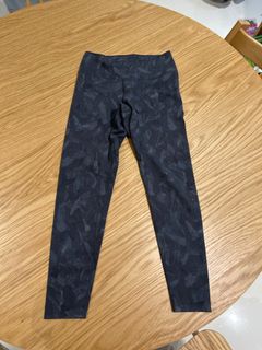 (Category: ) located in . Submitted by y.terrier (Listing ID 1343140958, Image 1). Description: .