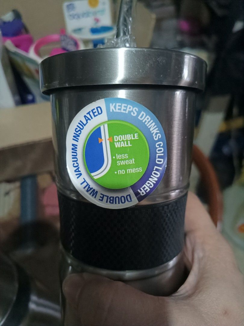 Vacuum insulated tumbler (Category: Everything Else Others) located in Quezon City. Submitted by bshoppe_ (Listing ID 1343048466, Image 2). Description: .88 L ( 30 oz ) double wall vacuum insulated fr US.