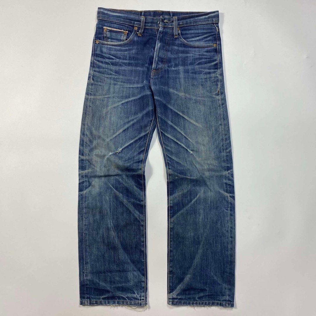 Vintage Selvedge BIG E Levis 501 Jeans (Category: Jeans) located in Baguio. Submitted by themgarbage (Listing ID 1343062748, Image 1). Description: Condition:Great *missing button Size on tag: Waistline:30 Thighs:11.5 Full Length:37 Opening:8.