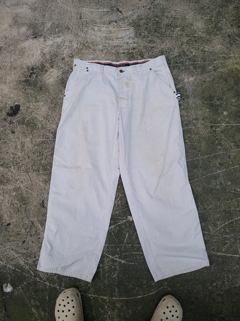 Y2K TOMMY HILFIGER CARPENTER PANTS [WHITE] (Category: Jeans) located in Quezon City. Submitted by eivan____orong (Listing ID 1343044316, Image 2). Description: Y2K CARPENTER PANTS SIZE 38 SA WAIST 42 LENGTH 14 leg opening Workwear Condition.