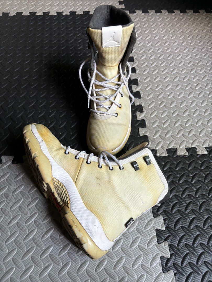 Sepatu Air Jordan Future Boots Jordan Retro Dave White Wings For