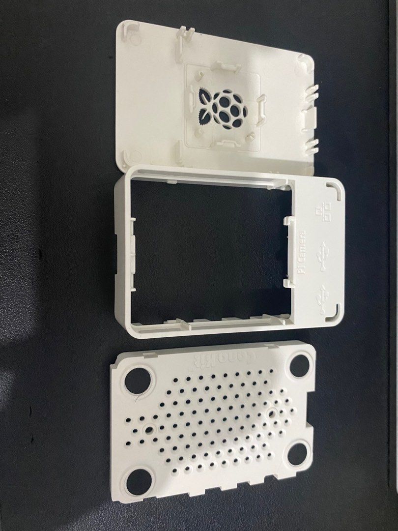 CanaKit Raspberry Pi 4 Case (Category: Other Accessories) located in Manila. Submitted by BRNDLSS (Listing ID 1343333251, Image 3). Description: Bought it on Amazon. Fan is included..