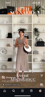(Kategori: ) berada di . Dikirim oleh frommywardrobeee (ID iklan 1343257845, Gambar 1). Deskripsi: .