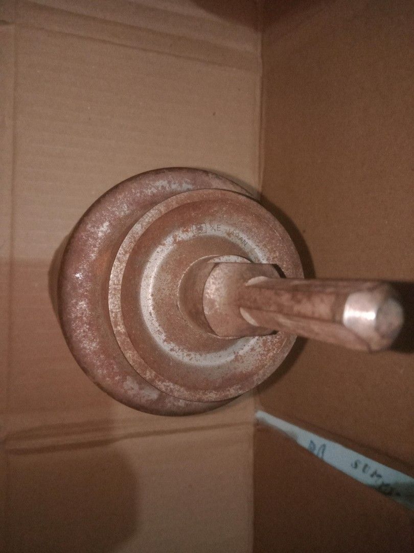 L Core Drill Bit ****** (Category: Construction Tools & Equipment) located in San Marcelino. Submitted by tatac1vs (Listing ID 1343289259, Image 3). Description: 3.5" DIA. 9" OAL Manipis ang kalawang, buo ang mga talim..