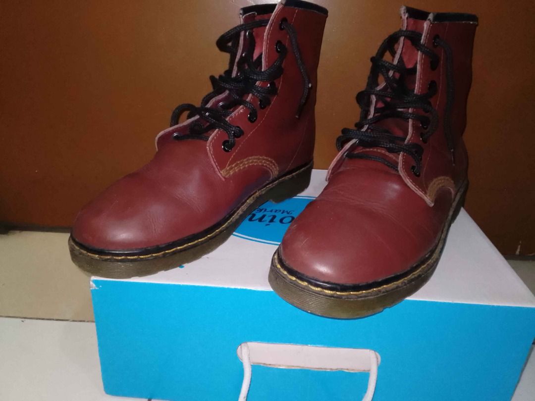 C-Point Marikina Burgundy Work Boots (Category: Boots) located in Bacoor. Submitted by delossanto23862 (Listing ID 1343278823, Image 2). Description: Sole has lesser grip Doc Martens style Has a lot of creases Laces need to be replaced Mode of payment: Gcash, payment first.