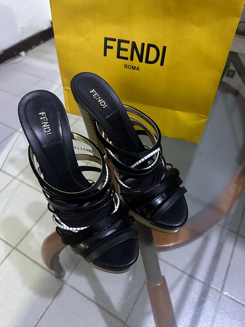 Heels fendi discount