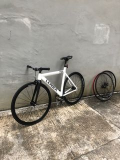 （分類：）位於 。 由 weslayin 提交（商品編號 1343263742，圖片 1）。簡介： 。