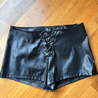 (Category: ) located in . Submitted by prelovedby06 (Listing ID 1343304559, Image 1). Description: .