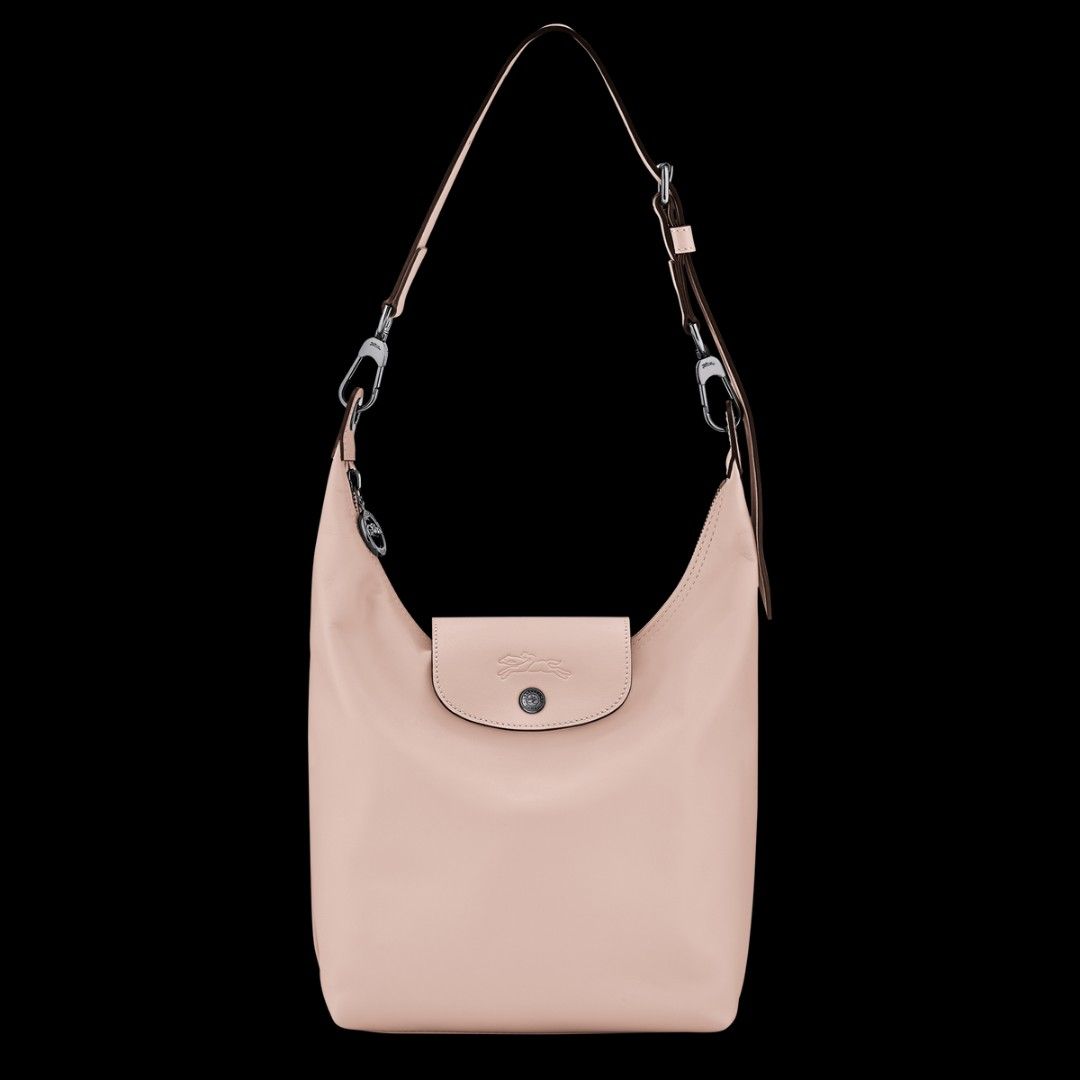 Longchamp Le Pliage Xtra M Shoulder bag (Nude - Leather) (Category: Bags & Wallets) located in Singapore. Submitted by likeminded (Listing ID 1343366047, Image 2). Description: 100% Authentic Good condition Includes original receipt from local store Includes dust bag and paper bag Purchased in Nov 2024 💌 Meet up to deal 💌 Non-refundable and non-exchangeable 💌 No additional pics are available 💌 No trade.