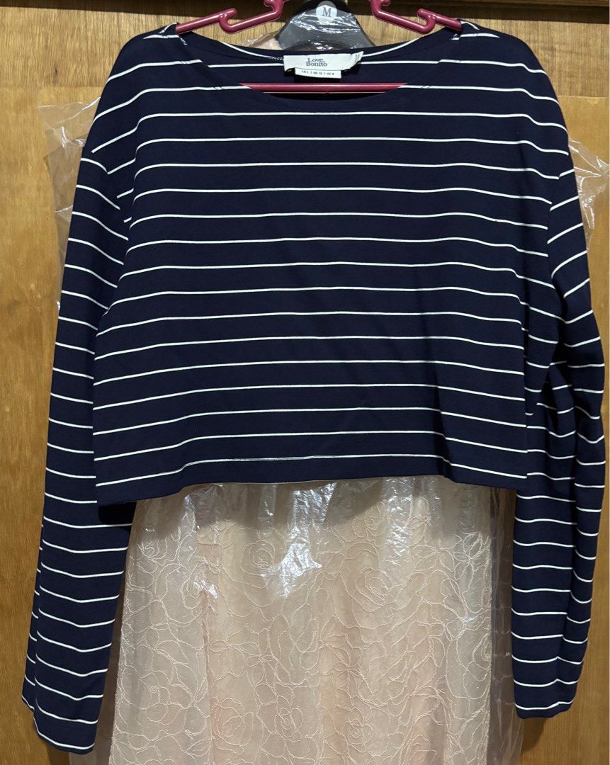 Love Bonito Coleta Jersey Box Top (Category: Longsleeves) located in Taytay. Submitted by cel127 (Listing ID 1343313519, Image 2). Description: Used only twice Bought from website, currently out of stock Fits medium to large.