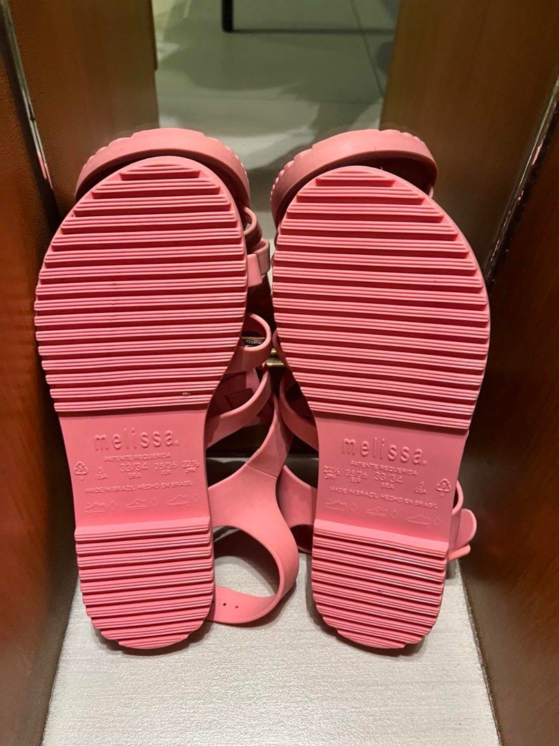 Melissa pink euro 35/36 (Category: Babies & Kids Fashion) located in Manila. Submitted by jadch (Listing ID 1343319084, Image 2). Description: .