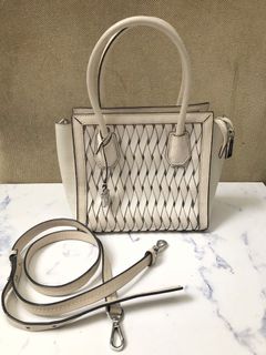 (Kategori: ) berada di . Dikirim oleh mypreloved1819 (ID iklan 1343273213, Gambar 1). Deskripsi: .