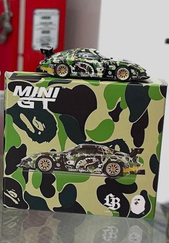 MINI GT BAPE #830 Mazda RX-7 LB-Super Silhouette LBWK A