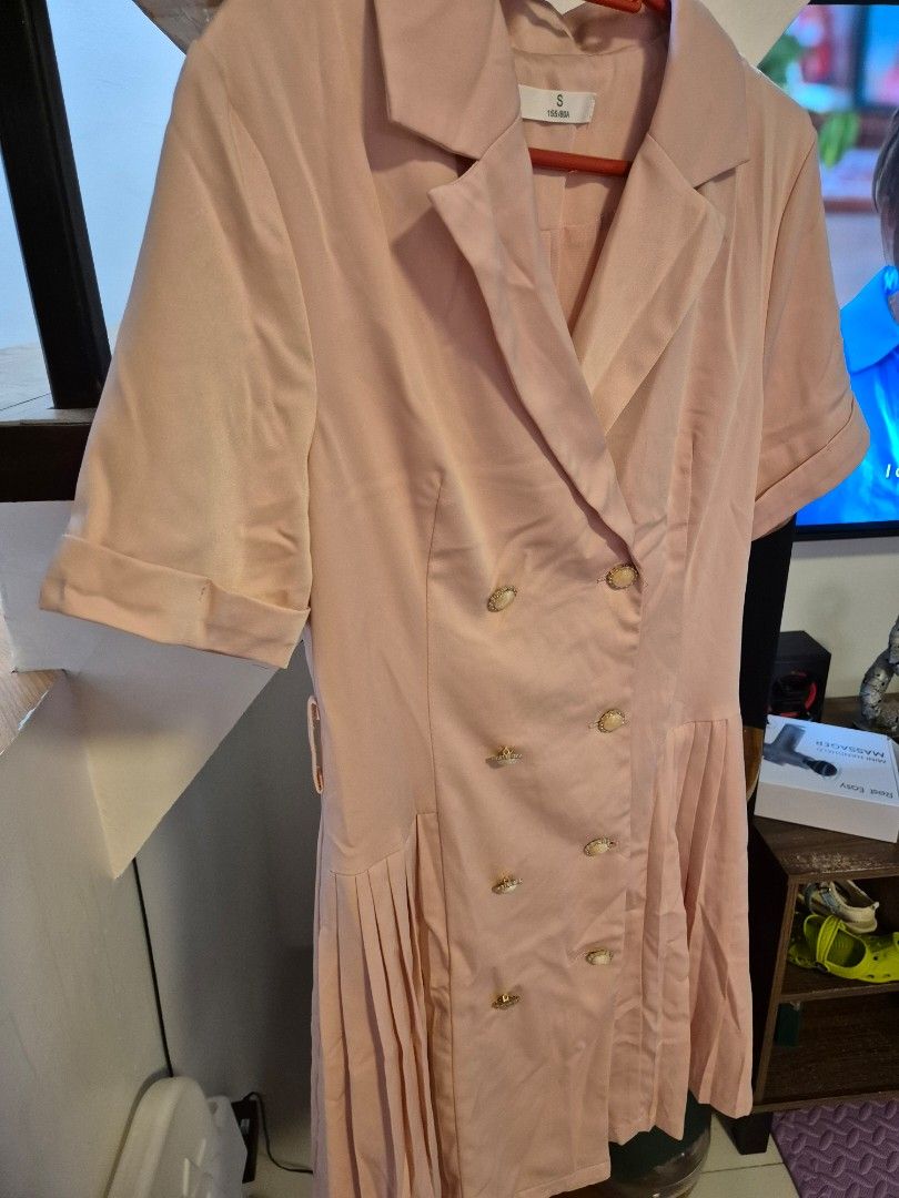 Preloved Korean Branded Dress (Category: Dresses) located in Makati City. Submitted by princess.calisang (Listing ID 1343304431, Image 3). Description: Bundle Price - Get 10 Dress for 999 😊 Delivery: lalamove or j&t Delivery fee: to be shouldered by the buyer Size: Small to Semi Medium.