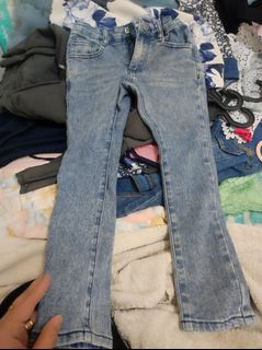 (Category: ) located in . Submitted by ati1402 (Listing ID 1343295447, Image 1). Description: .