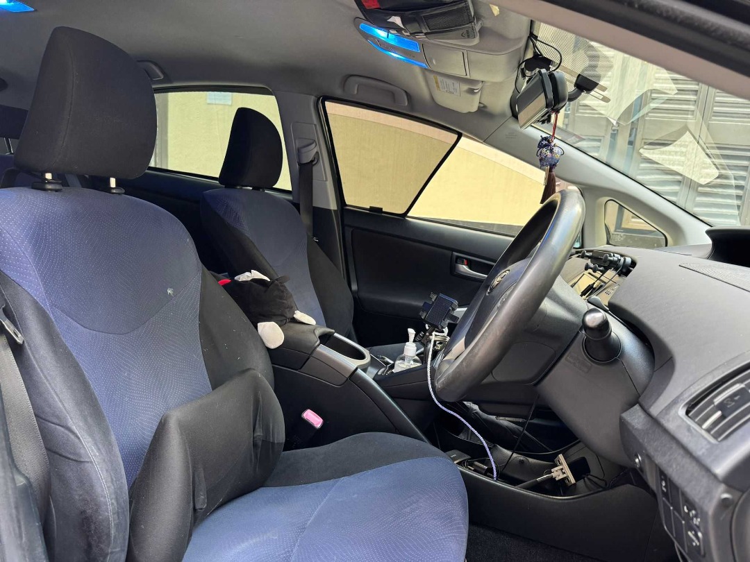 Toyota PRIUS 1.8 HYBRID Auto62863130827011113