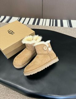 Low uggs on sale clearance