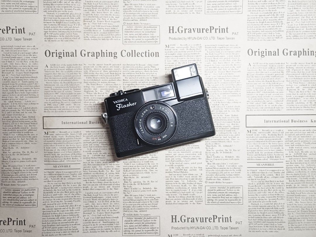 🔰YASHICA FLASHER FILM CAMERA🔰 (Category: Cameras) located in Bacoor. Submitted by retrolitrato.ph (Listing ID 1343281157, Image 1). Description: 🔰YASHICA FLASHER FILM CAMERA🔰 FOR ONLY: 3,499 PHP 🔸Working condition 🔸Overall cosmetics: 9/10 🔸️ 35mm Film Camera 🔸Working winding, rewinding, film counter, and flash 🔸Clear viewfinder 🔸️Clean Film and Battery compartment 🔸️Used 2x AA battery for flash 🔸Tested with dummy film INCLUSION : - Ca