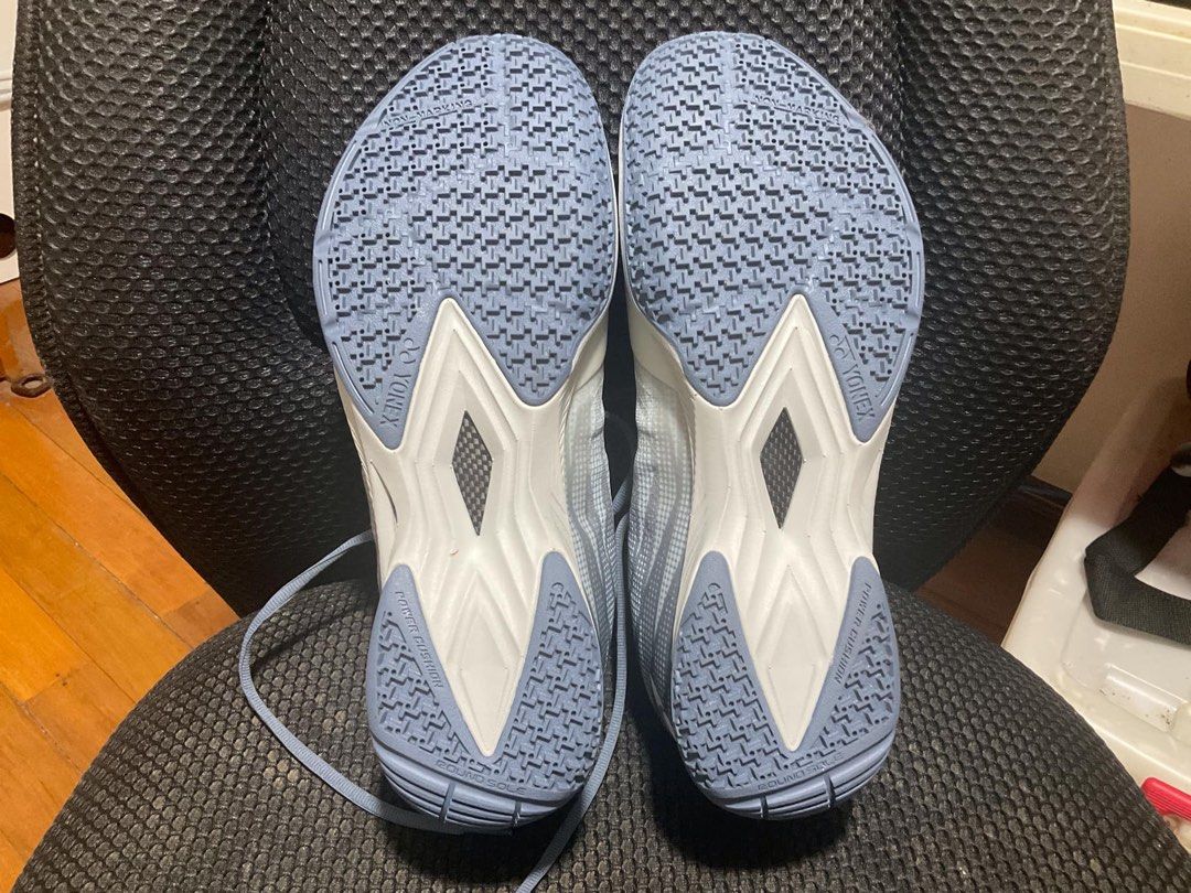 Yonex Men’s shoes (Category: Casual Shoes) located in Imus. Submitted by cemoi (Listing ID 1343329021, Image 2). Description: Negotiable Never use Original.