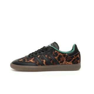 (Category: ) located in . Submitted by sneakers-shop (Listing ID 1343514939, Image 1). Description: .