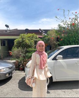 (Category: ) located in . Submitted by nrhidayh2 (Listing ID 1343384867, Image 1). Description: .