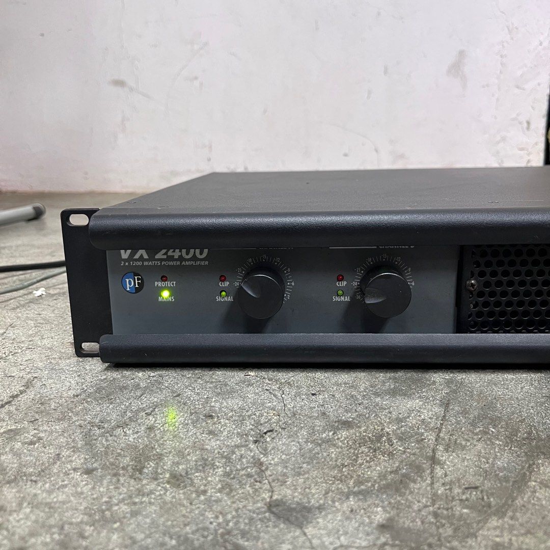 HK Audio VX 2400 Power Amplifier (2x1200W; Made in Canada HK Audio VX 2400 Power Amplifier (2x1200W; Made in Canada
