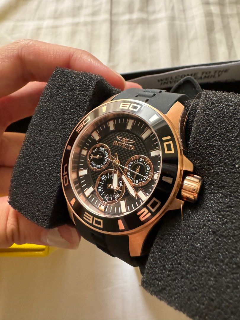 Invicta Watch Pro Diver (Category: Women's Watches) located in Manila. Submitted by phiascart (Listing ID 1343396307, Image 2). Description: Brand New Invicta watch (never been worn) with box 38mm stainless steel silicone band japan quartz water resistant 100m.
