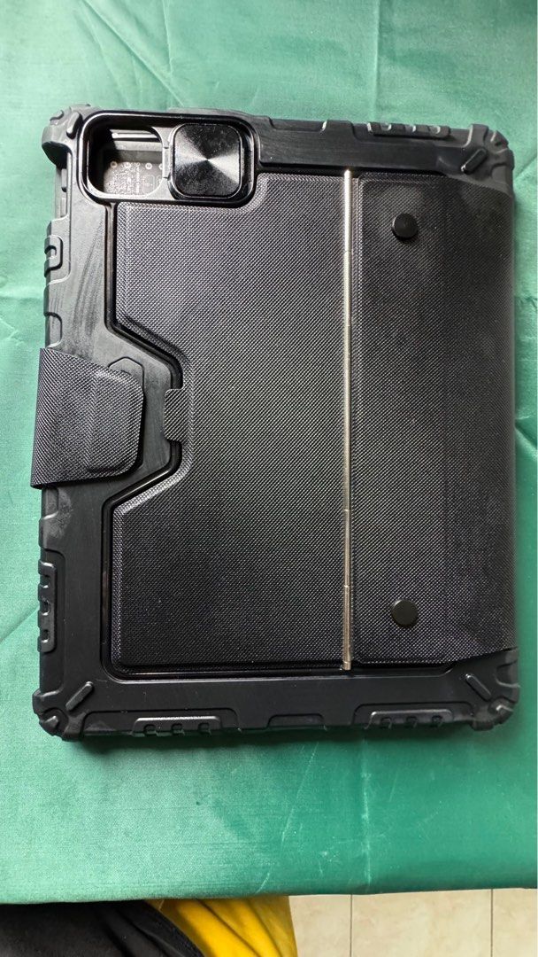iPad Pro 11 inch M1 case and keyboard (Category: Computer Keyboard) located in Baguio. Submitted by oftherock (Listing ID 1343423379, Image 3). Description: Brand - NILKIN Barely used IPad case with Bluetooth keyboard for iPad Pro 11inch M1.