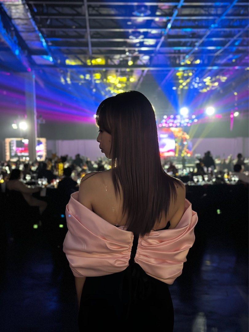 long dress (Category: Evening dresses & gowns) located in Pasig City. Submitted by _heysissy (Listing ID 1343408478, Image 2). Description: super bet for formal/gala events!!! can fit xs-s.
