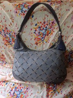 (Category: ) located in . Submitted by nmnprelovedshop (Listing ID 1343400626, Image 1). Description: .