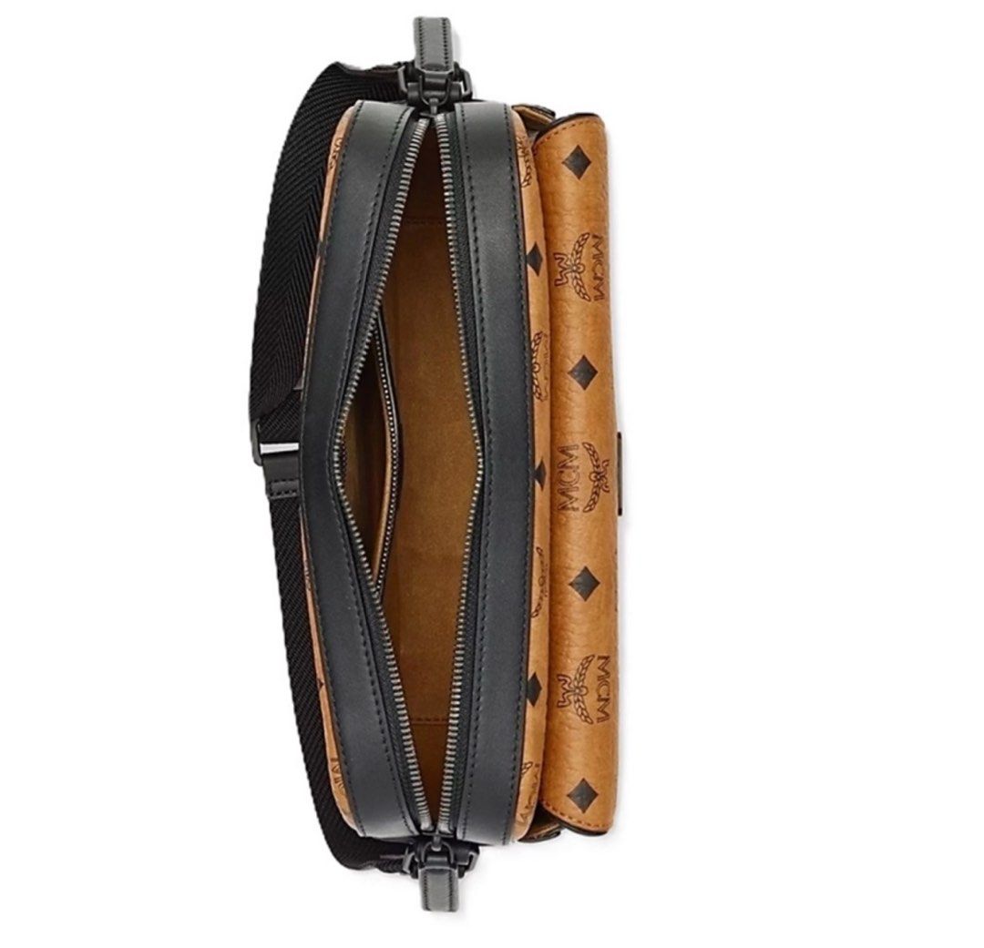 MCM AREN MESSENGER BAG IN VISETOS (Category: Bags & Wallets) located in Singapore. Submitted by bluetoothstoresg (Listing ID 1343512619, Image 3). Description: MCM AREN MESSENGER BAG IN VISETOS https://sg.mcmworldwide.com/en_SG/men/bags/messengers-crossbody-bags/aren-messenger-bag-in-visetos/MMRDSTA01BK001.html.