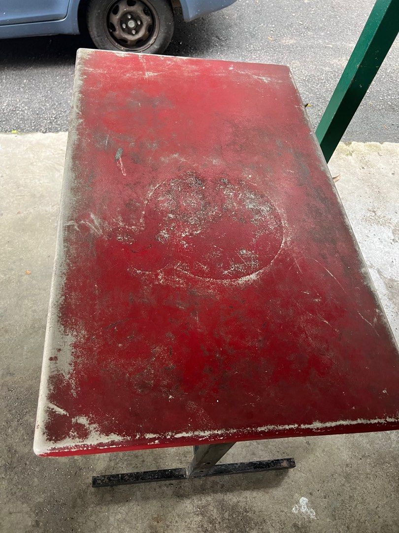 table (Category: Tables & Sets) located in Kuala Lumpur. Submitted by almighty07 (Listing ID 1343456212, Image 3). Description: Used table condition as you see pick up by seller .