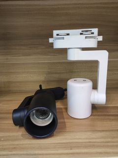 (Category: ) located in . Submitted by ewledlighting (Listing ID 1343428246, Image 1). Description: .