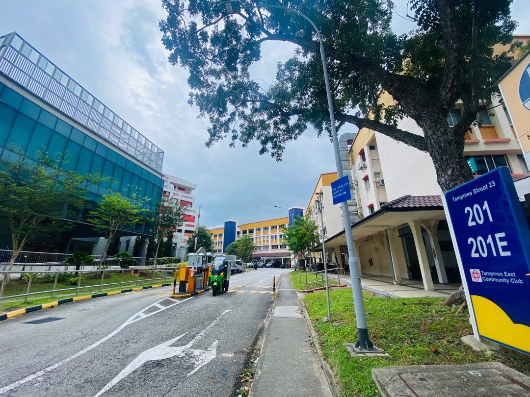 201e Tampines Street 23 | Click On Video To View Site Tour! Busy Human Traffic! Priced To Sell!63109199527426113