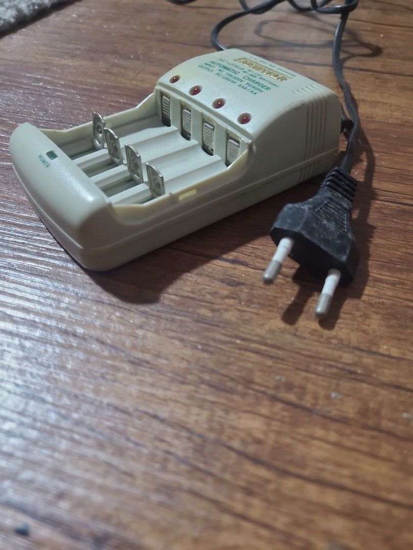 Battery Charger406090487610757123