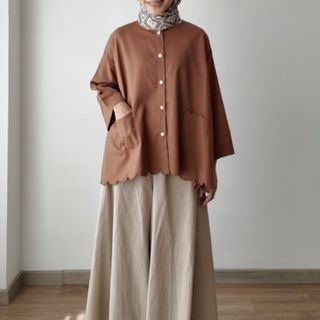 (Category: ) located in . Submitted by fafas_closet (Listing ID 1343600532, Image 1). Description: .