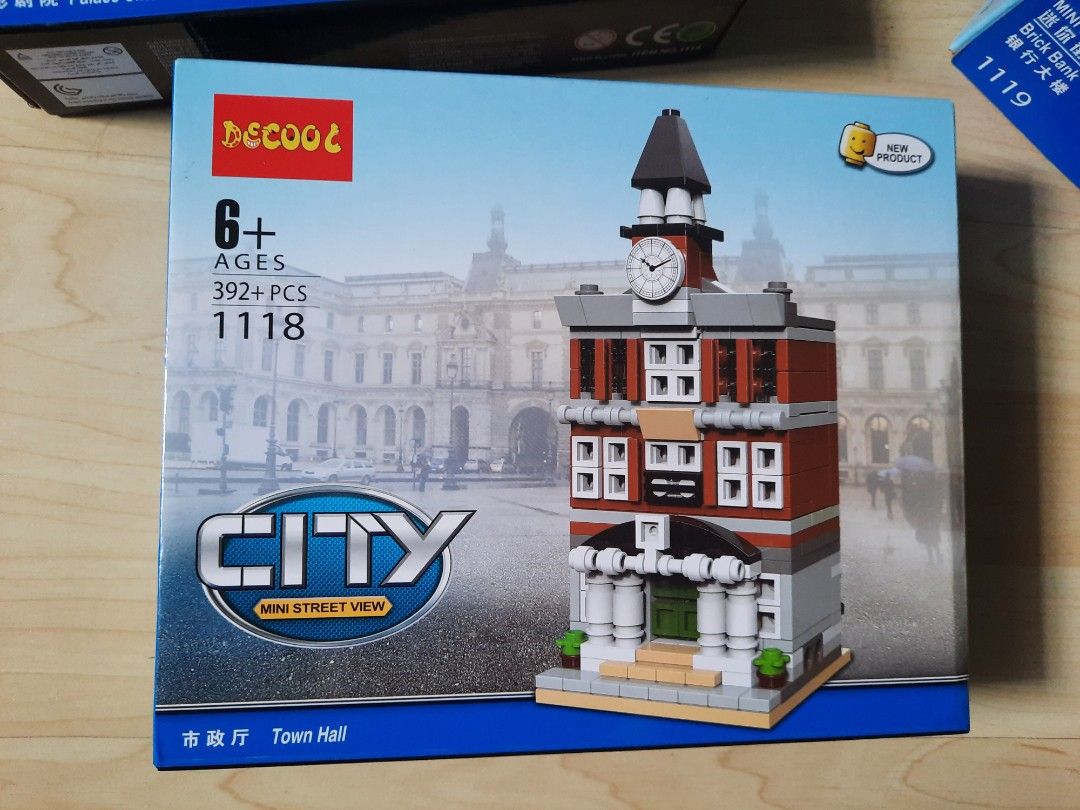 Building bricks set (Category: Lego & Building Sets) located in Singapore. Submitted by yippiiiii (Listing ID 1343590708, Image 3). Description: never opened gundam-$2 city street view -$4 all for - $13.