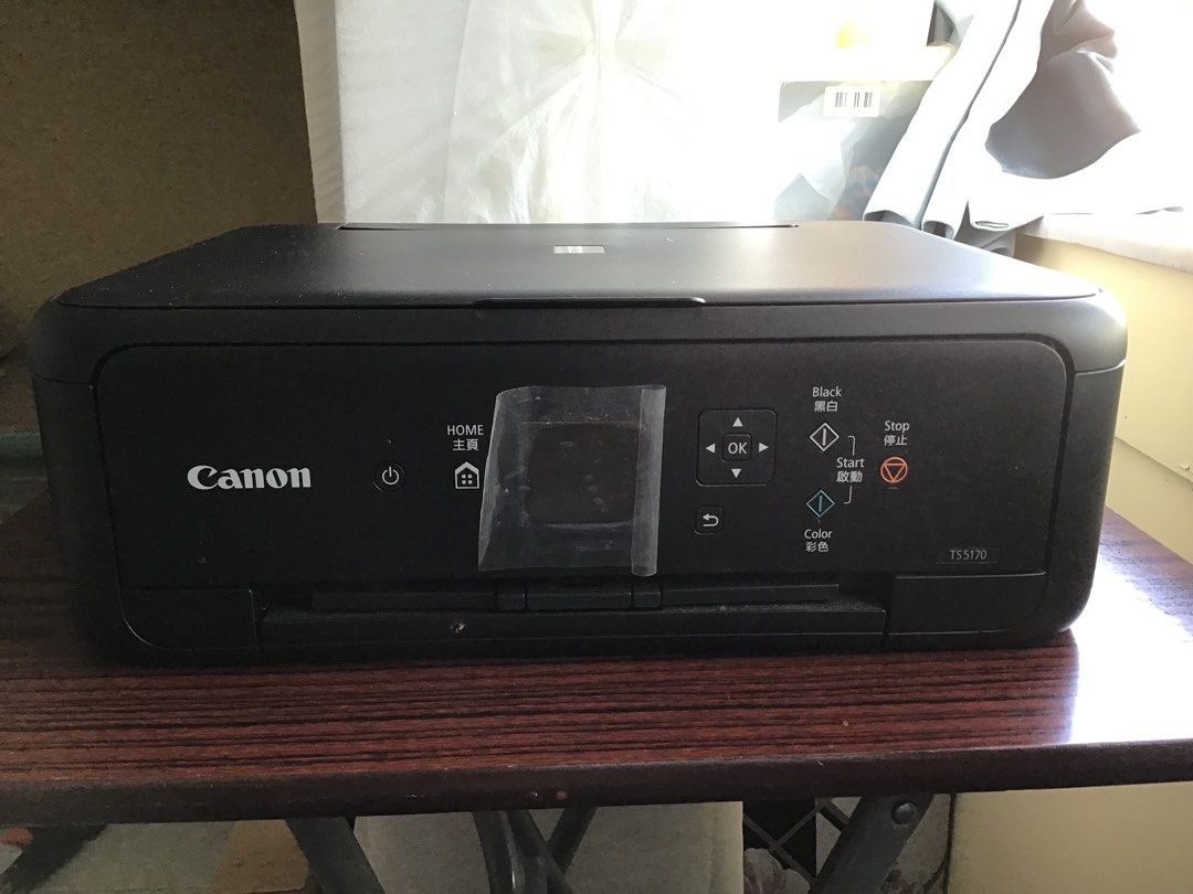 Canon PIXMA TS5170 多合一相片打印機（少議 （分類：打印機及影印機）位於 Hong Kong。 由 lck19851111 提交（商品編號 1343684629，圖片 2）。簡介： PIXMA TS5170 多合一相片打印機，集彩色打印、掃描及影印功能於一身，更支援全面的流動打印技術包括雲端打印、AirPrint及功能更多的PIXMA Cloud Link雲端應用程式。能滿足不同的家居打印需要。 多合一功能: 彩色打印 / 彩色掃描 / 彩色影印 自動雙面打印 2.5寸彩色顯示屏，大大簡化操作程序 支援正方型相紙打印Instagram相片 星期一至五 晚上六點後 觀塘線 六／日 需議 FPS/PayMe/現金。
