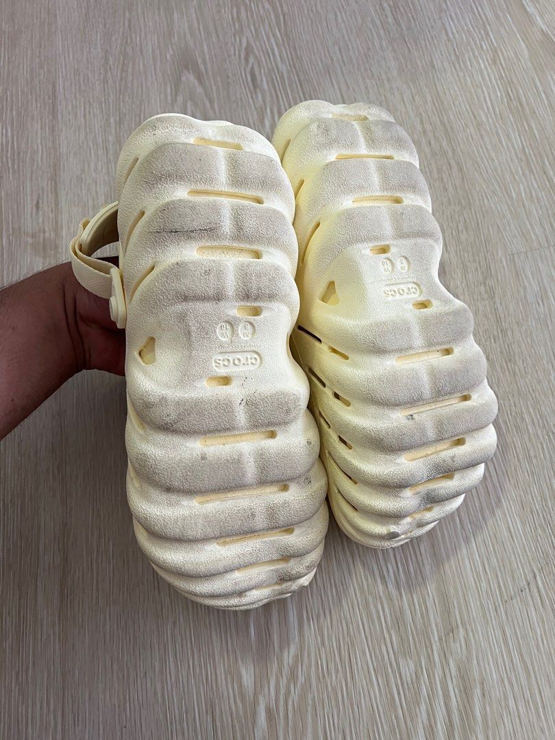 Crocs Echo Clogs (Category: Flipflops and Slides) located in Sepang. Submitted by kasyayusoff (Listing ID 1343564348, Image 3). Description: Hanya pakai sekali sahaja. Terbi salah size .