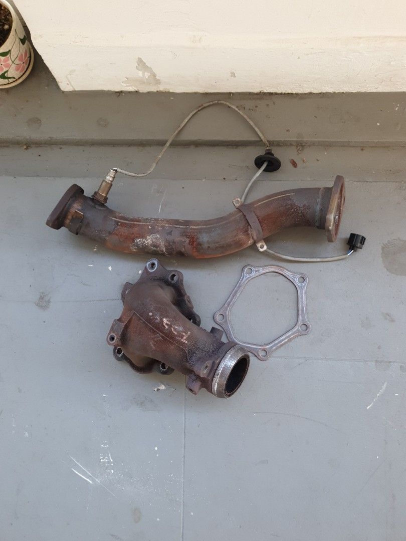 Evo x stock downpipe with o2 sensor, Car Accessories, Accessories on ...
