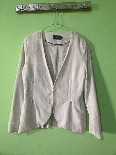 (Kategori: ) berada di . Dikirim oleh essentials_wardrobe (ID iklan 1343594957, Gambar 1). Deskripsi: .