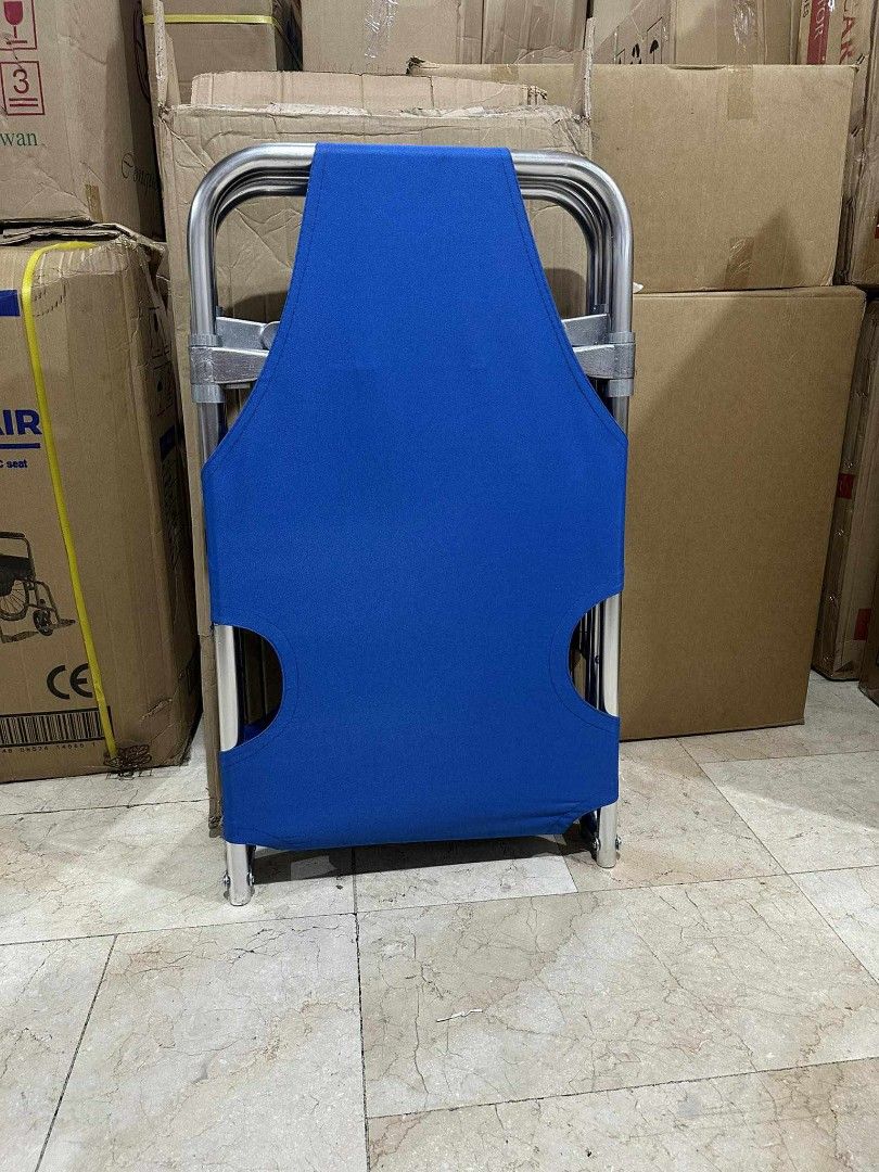 Foldable stretcher (Category: Medical Supplies & Tools) located in Manila. Submitted by rheatapdas75609 (Listing ID 1343590769, Image 2). Description: .