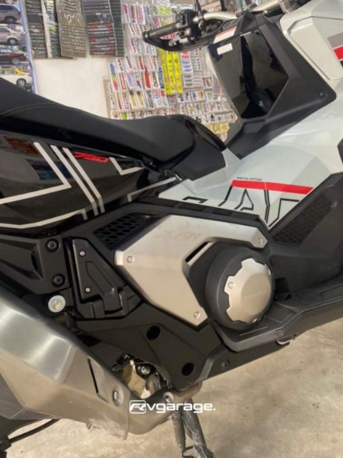 Honda X-Adv750 v2 Body Sticker for Puco Blue Body Colour., Motorcycles ...