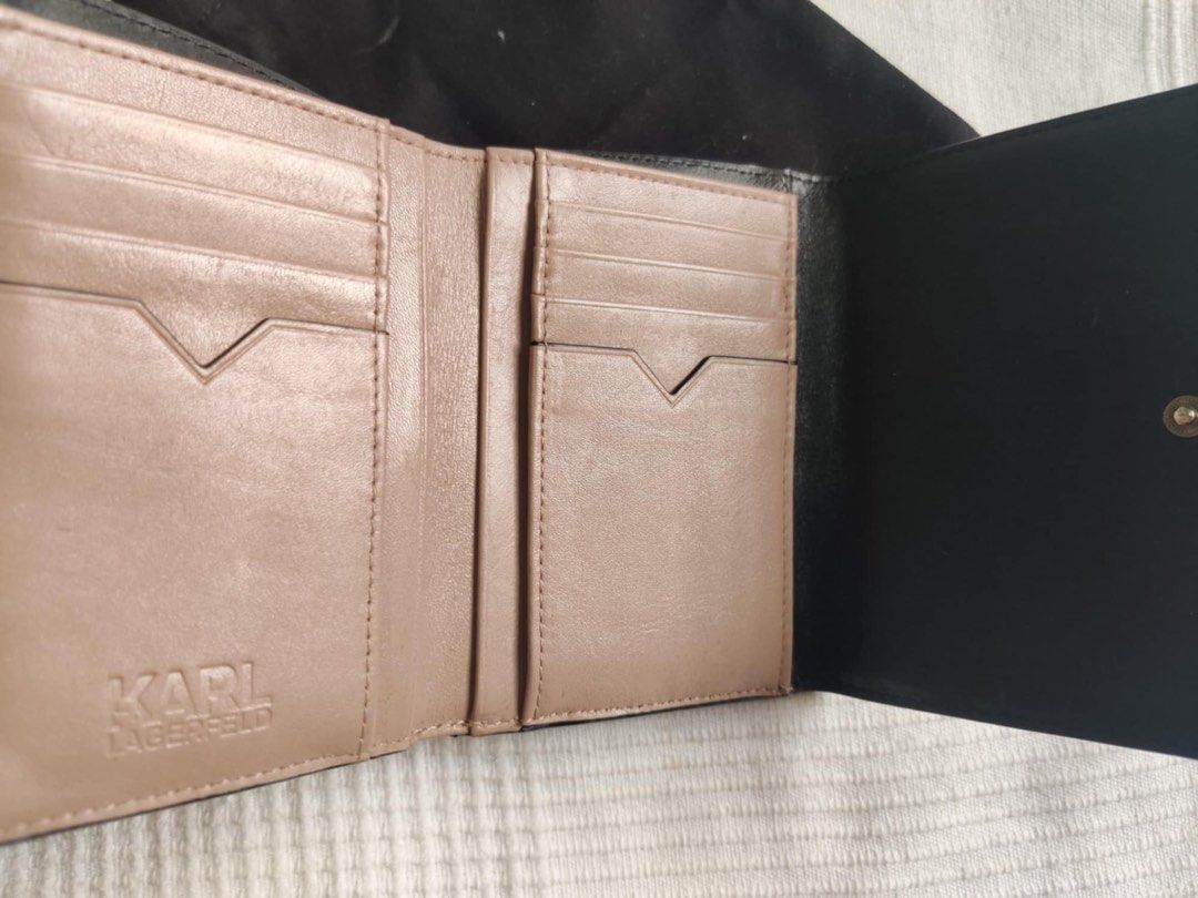 Karl Lagerfeld Wallet (Category: Wallets & Card holders) located in Angeles City. Submitted by chocoic3 (Listing ID 1343693913, Image 2). Description: Karl Lagerfeld Wallet lightly used good condition 3.5k only.