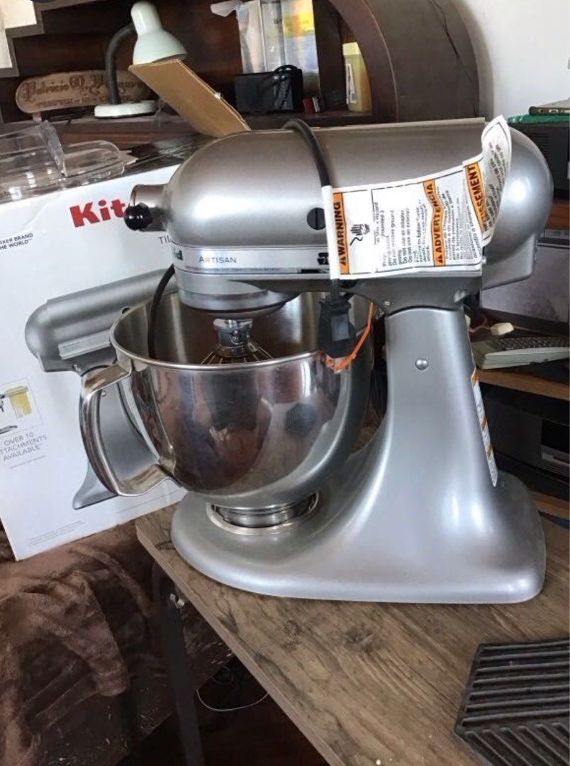 Kitchen aid Artisan Mixer 325 Watts USmade (Category: Hand & Stand Mixers) located in San Fernando. Submitted by ahlcruz (Listing ID 1343549468, Image 1). Description: Kitchenaid Artisan mixer Color: CONTOUR SILVER Plug sealed. Bnew, unused. US made 110volts 325 watts motor .