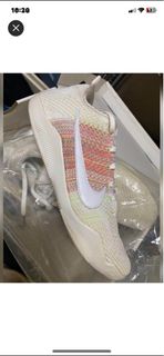 （分類：）位於 。 由 shoeskeeper 提交（商品編號 1343631720，圖片 1）。簡介： 。