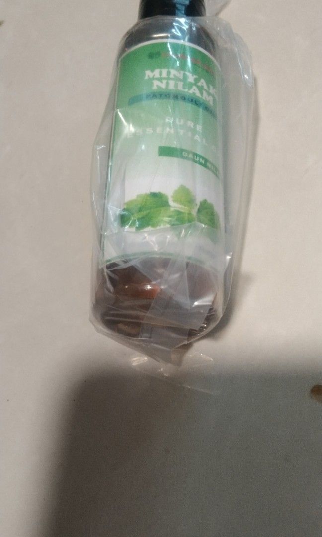 Patcholi 50ml (Category: Everything Else) located in Singapore. Submitted by bisnisissunnah13 (Listing ID 1343545132, Image 2). Description: PATCHOLI 50ml Minyak Nilam 50ml Original from Aceh #nilam #minyak #aromatherapy.