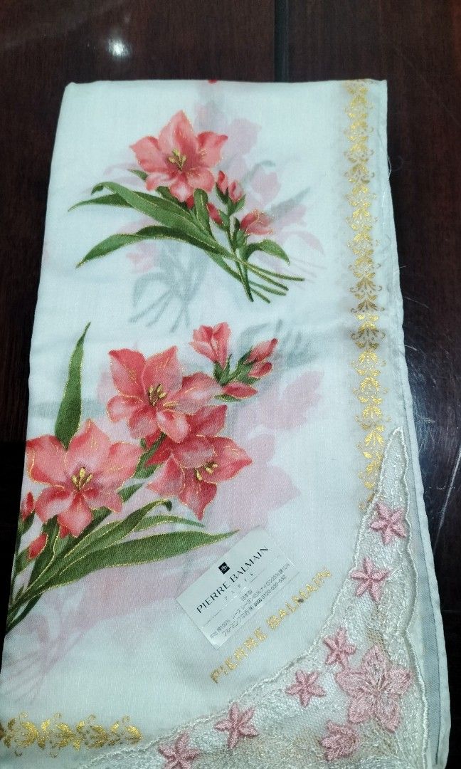 Pierre Balmain Handkerchief (Category: Towels, Napkins & Holders) located in Quezon City. Submitted by rich2545 (Listing ID 1343637075, Image 1). Description: .