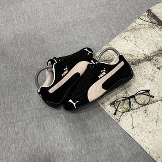 (Kategori: ) berada di . Dikirim oleh sechsneakers.id (ID iklan 1343696894, Gambar 1). Deskripsi: .