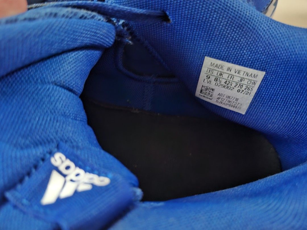 Rubber shoes (Category: Sneakers) located in Las Pinas. Submitted by lynnsite (Listing ID 1343650303, Image 3). Description: .